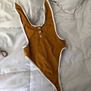 Chooks La / BoutineLA One Piece Small